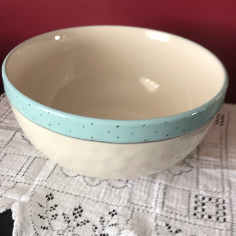 Large Rae Dunn MIX Bowl